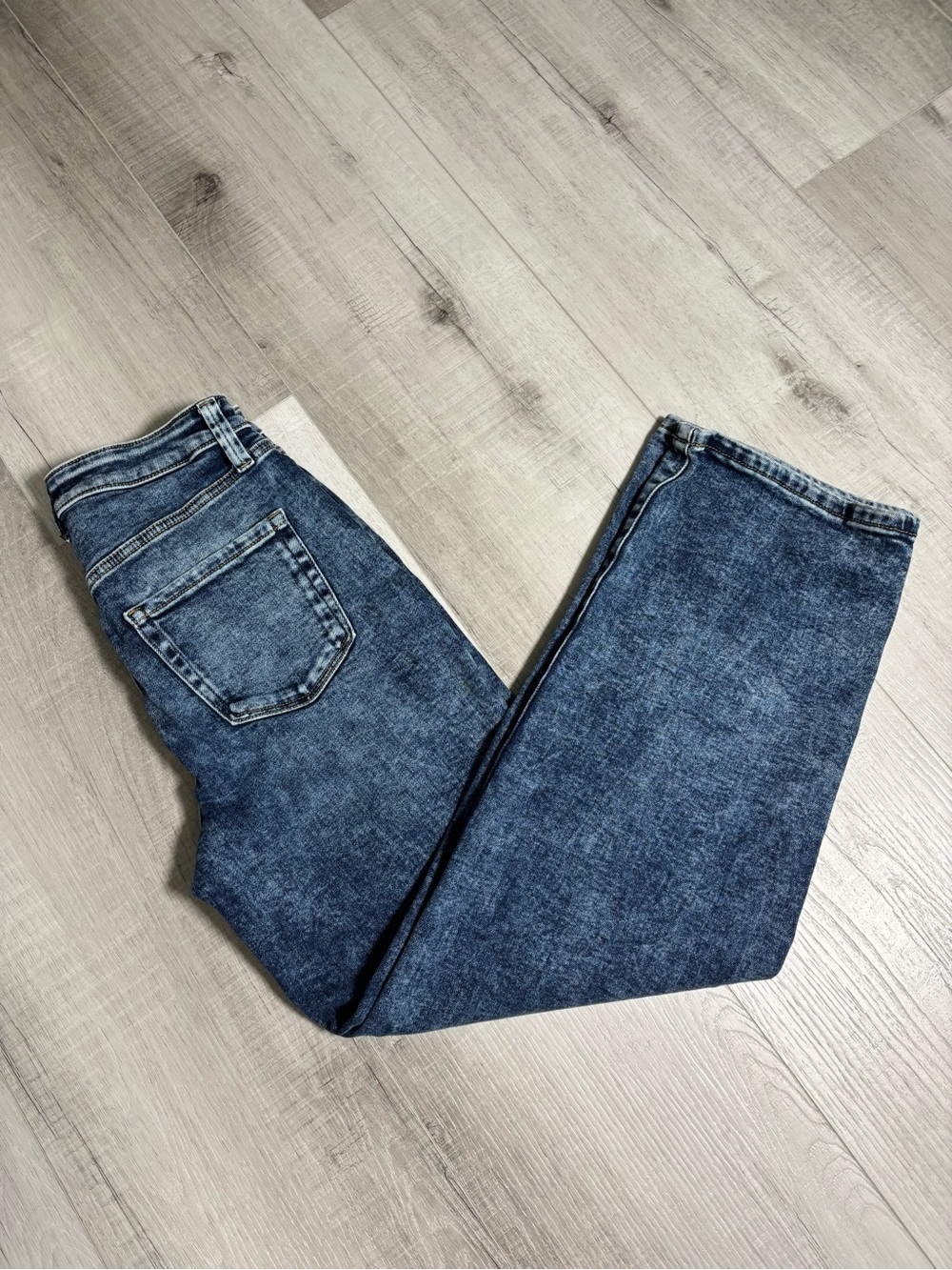 LC Lauren Conrad Super High Rise True Straight Jeans Size 4